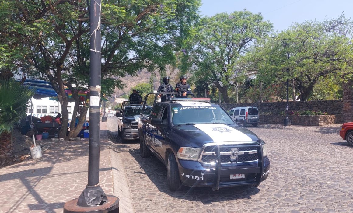 Violentamente despojan a mujeres de su hogar policías en Chalco, Edomex