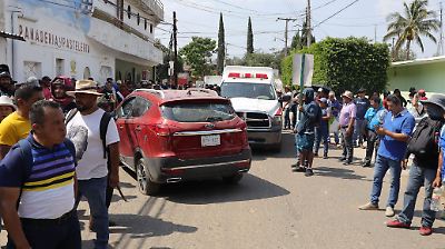 Violento enfrentamiento en Oaxaca por obras del Plan Lázaro Cárdenas deja un muerto y heridos
