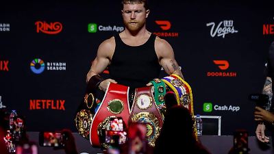 ¡Viva México! Canelo Álvarez enfrenta a Terence Crawford en una pelea que moviliza a sus seguidores