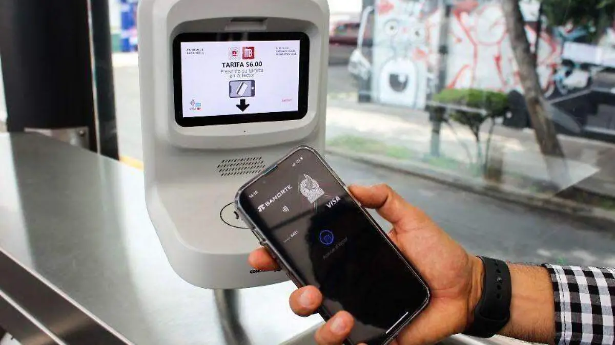 ¡Ya puedes llevar tu Tarjeta de Movilidad Integrada en tu celular! Descubre cómo en simples pasos
