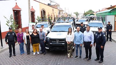 Zinacantepec estrena 6 nuevas patrullas equipadas
