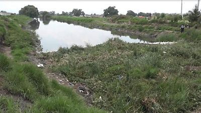  Continúa búsqueda de hombre que cayó al río Lerma en Toluca